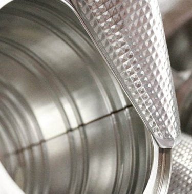 Exactly how does a commercial can crusher function?