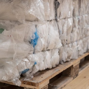 Is it possible to bale plastic?